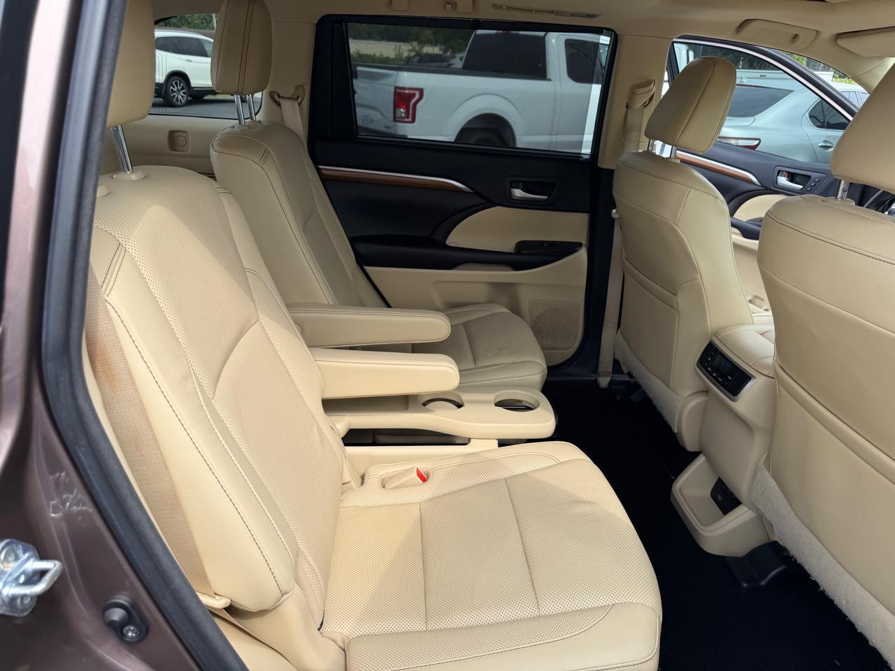 Toyota Highlander  2017