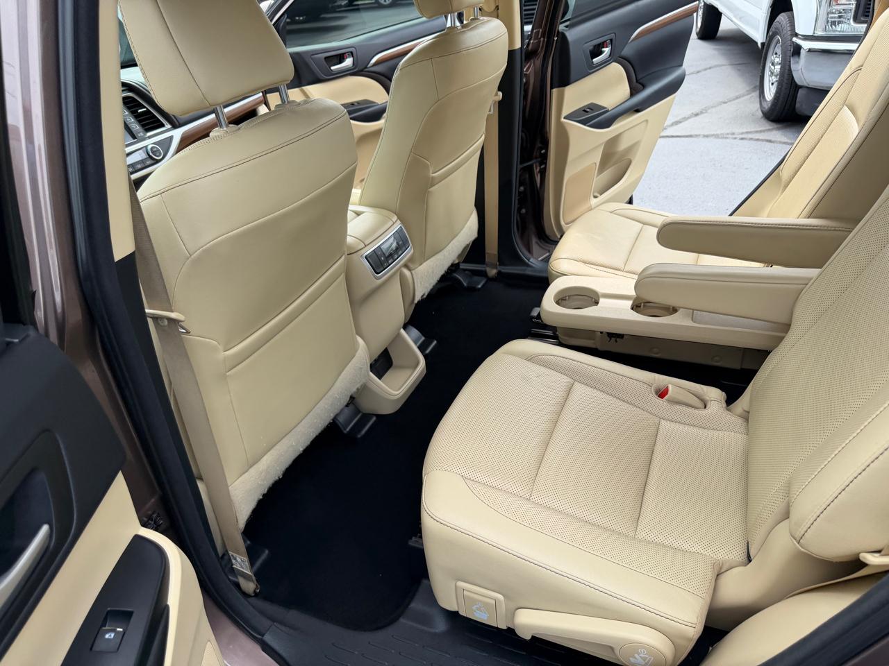 Toyota Highlander  2017