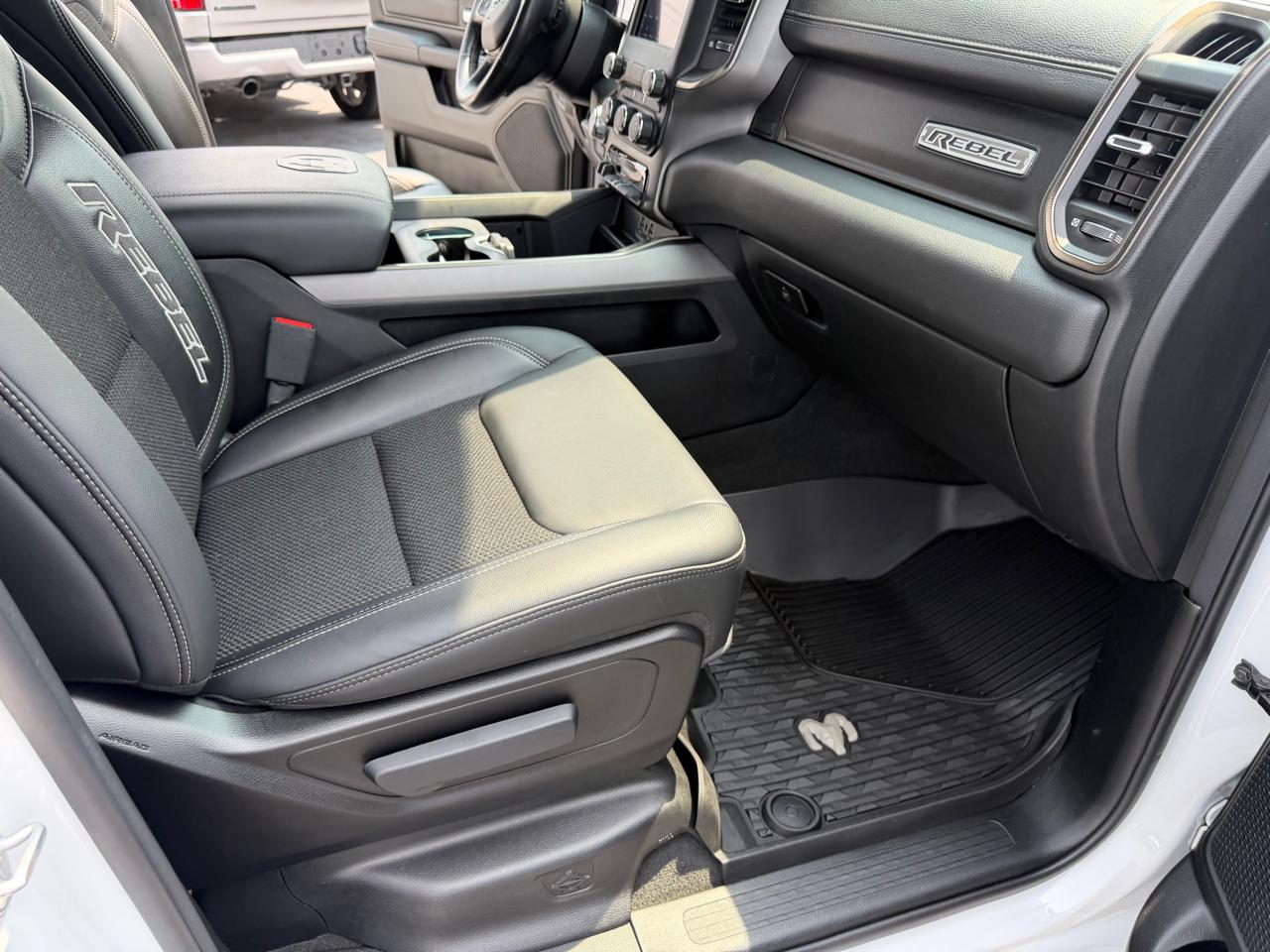 RAM 1500 Rebel 4x4 Crew Cab 5'7" Box 2021