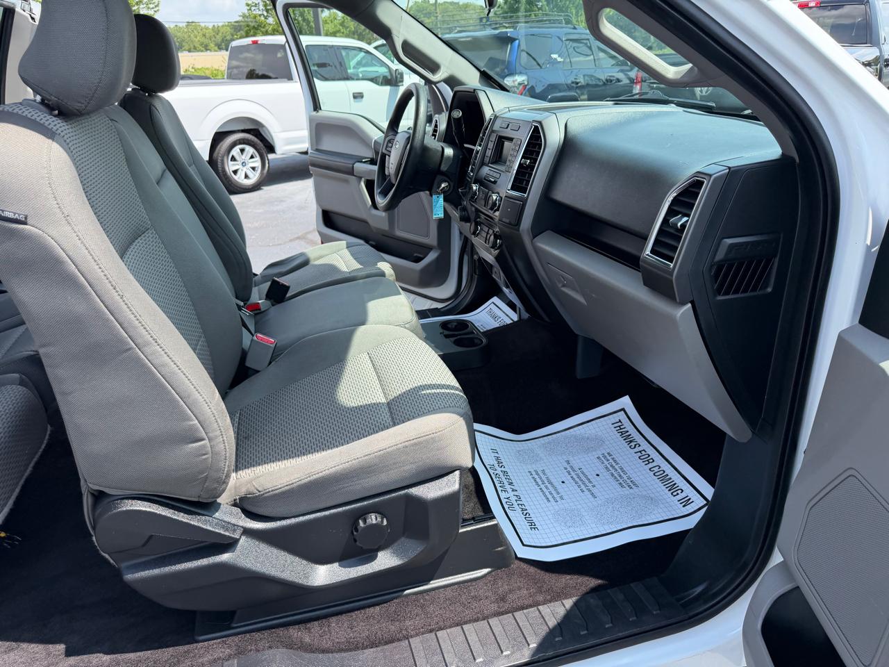Ford F-150 2WD SuperCab 145" XL 2016