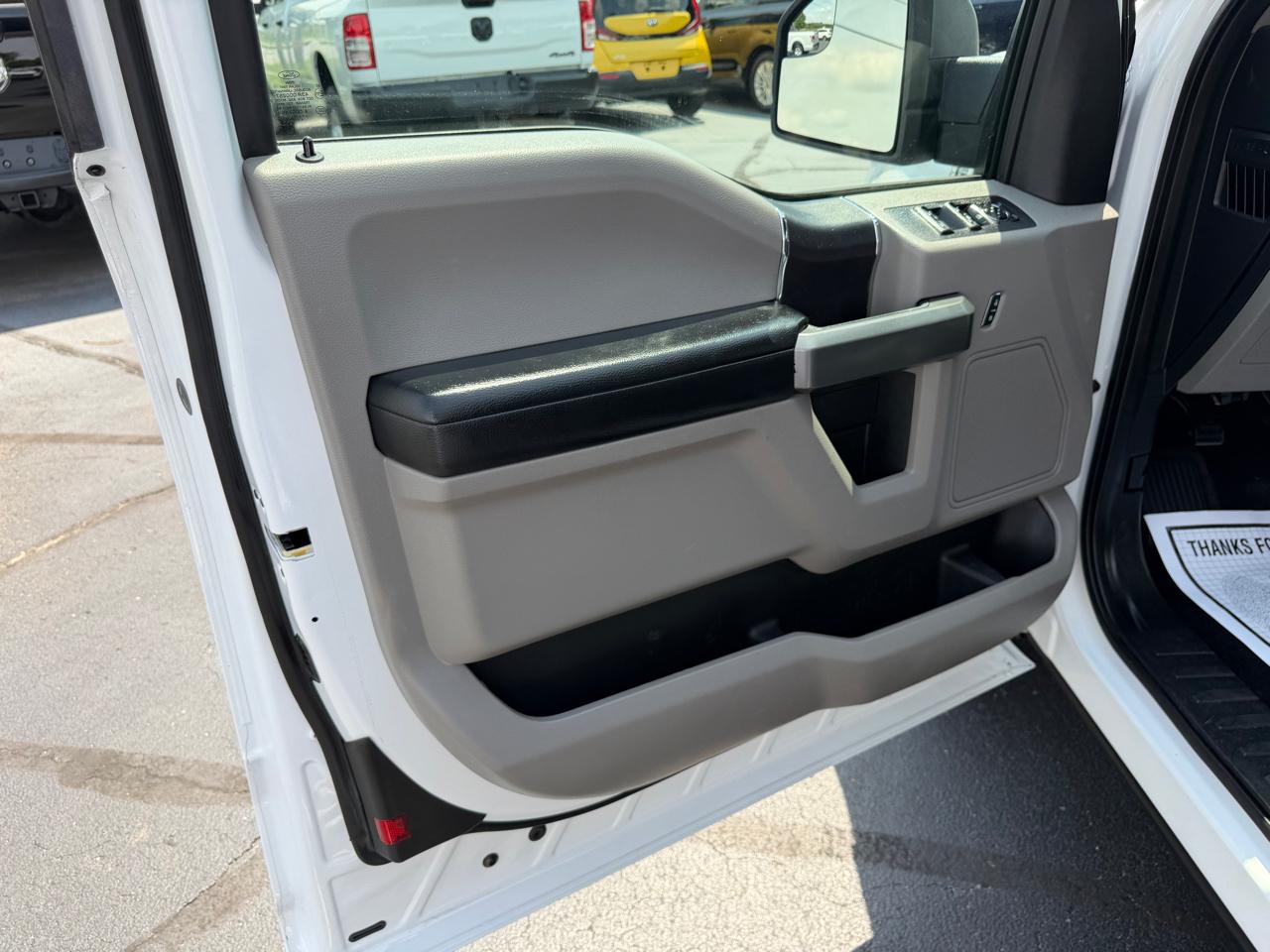 Ford F-150 2WD SuperCab 145" XL 2016