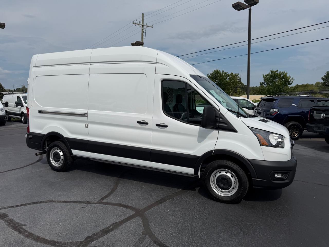 Ford Transit Cargo Van T-250 148" Hi Rf 9070 GVWR RWD 2020