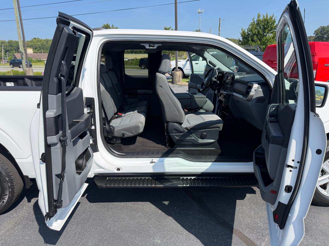 Ford F-150 XLT 2WD SuperCab 6.5' Box 2022