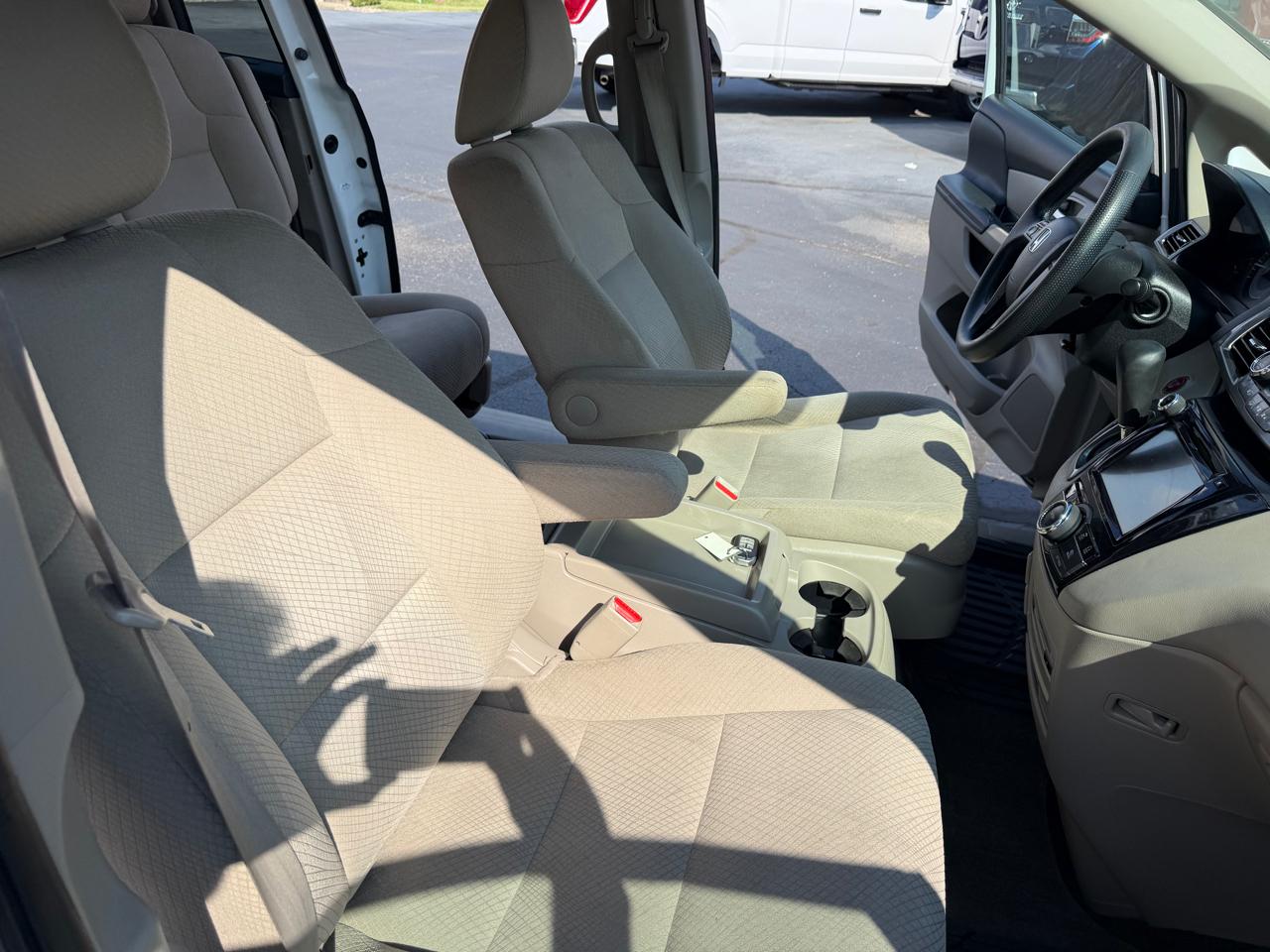 Honda Odyssey 5dr SE 2016
