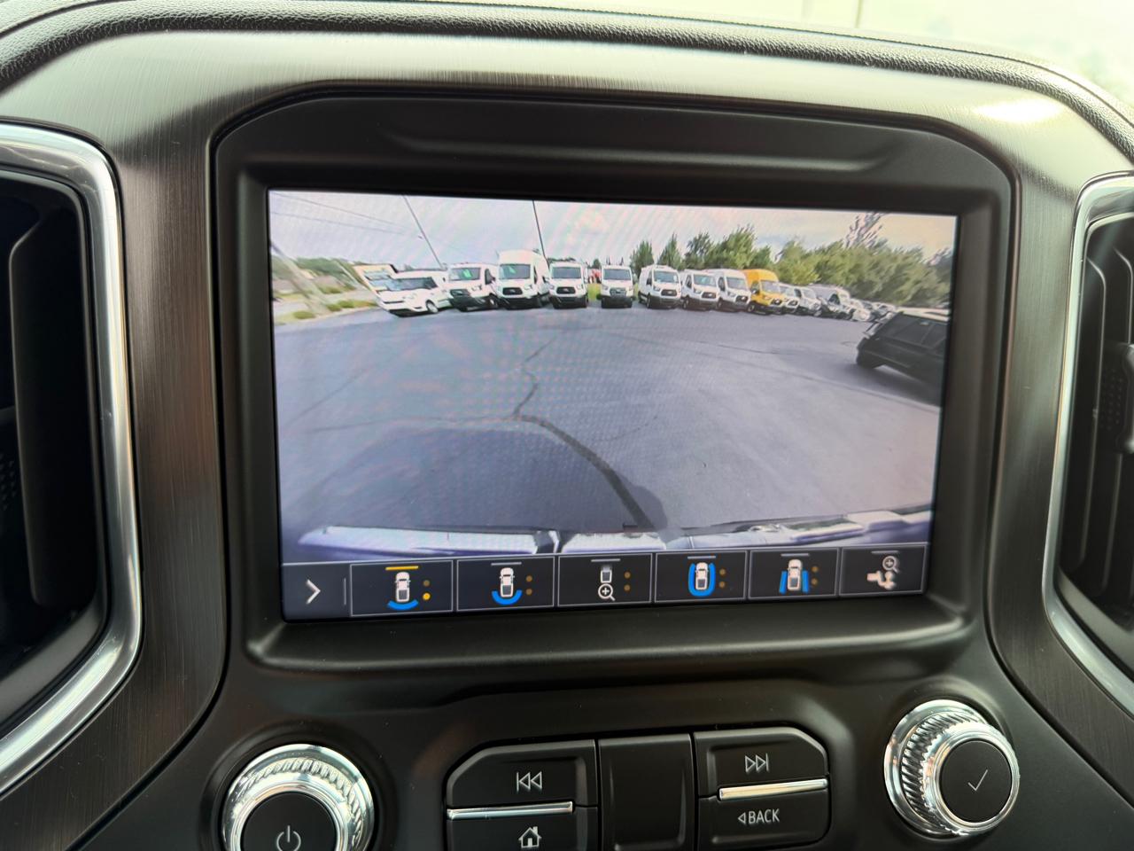 GMC Sierra 1500 AT4 Crew Cab 4WD 2019