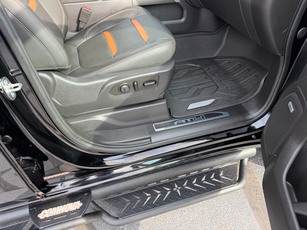 GMC Sierra 1500 AT4 Crew Cab 4WD 2019