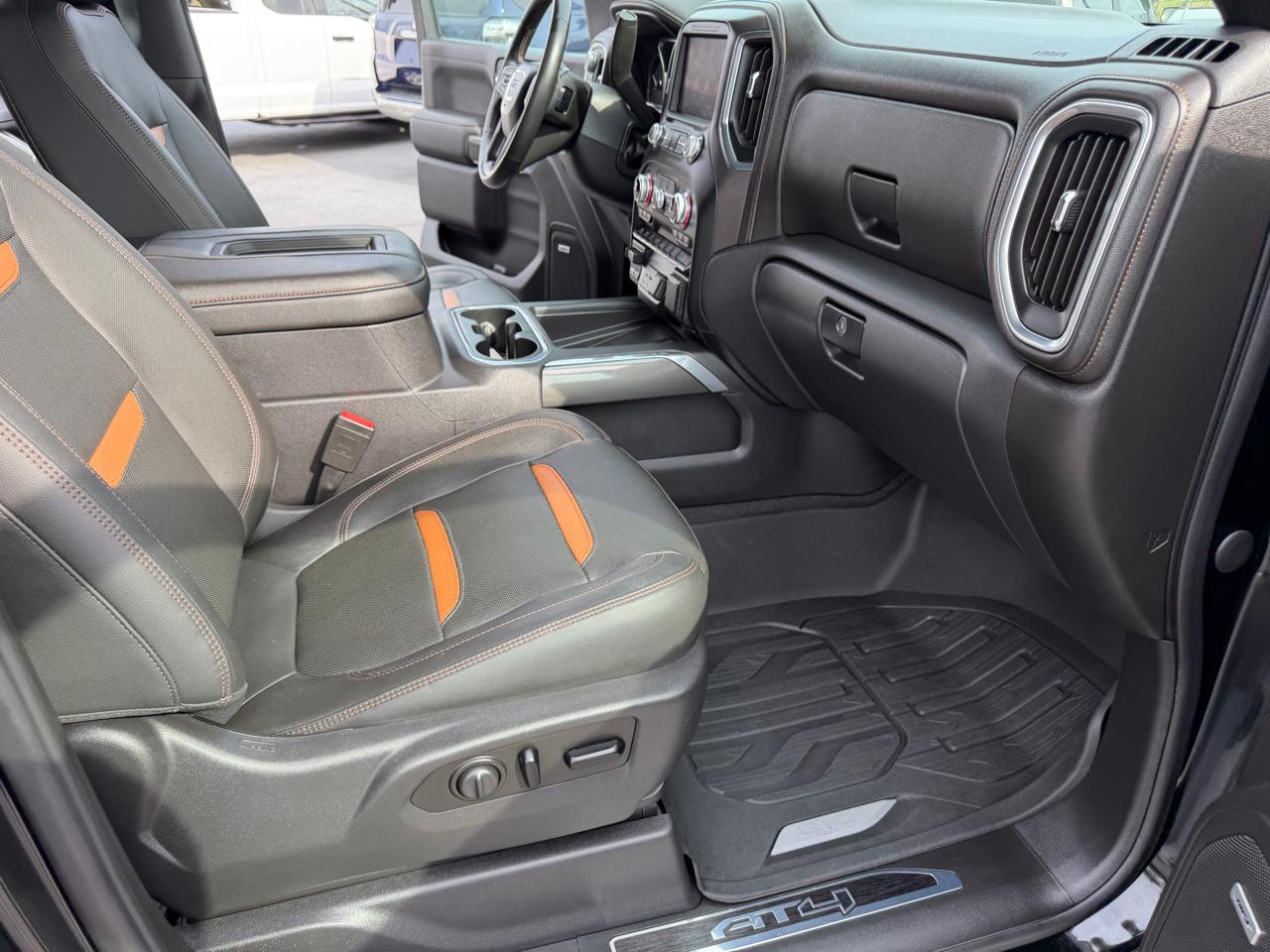GMC Sierra 1500 AT4 Crew Cab 4WD 2019