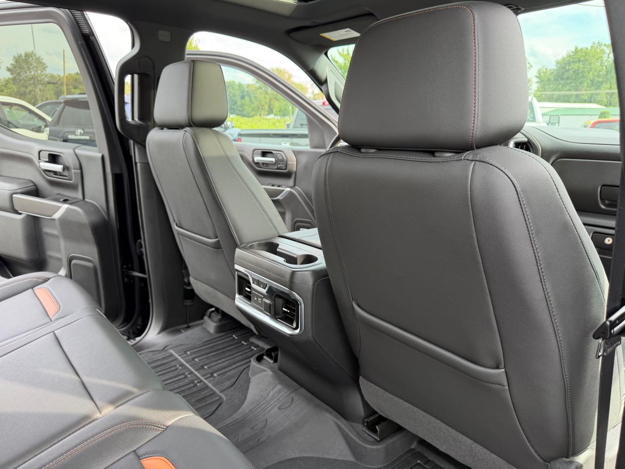 GMC Sierra 1500 AT4 Crew Cab 4WD 2019