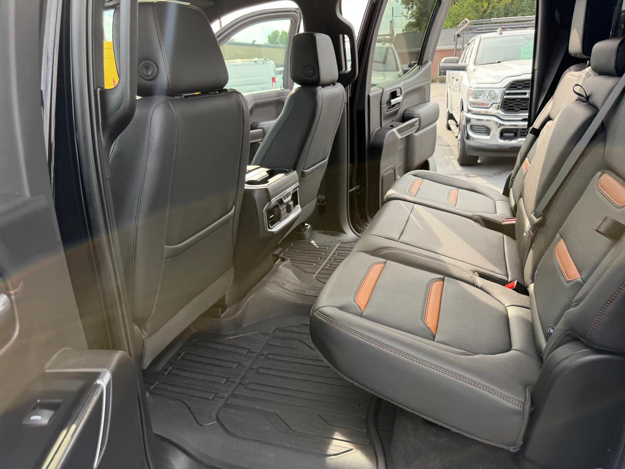 GMC Sierra 1500 AT4 Crew Cab 4WD 2019