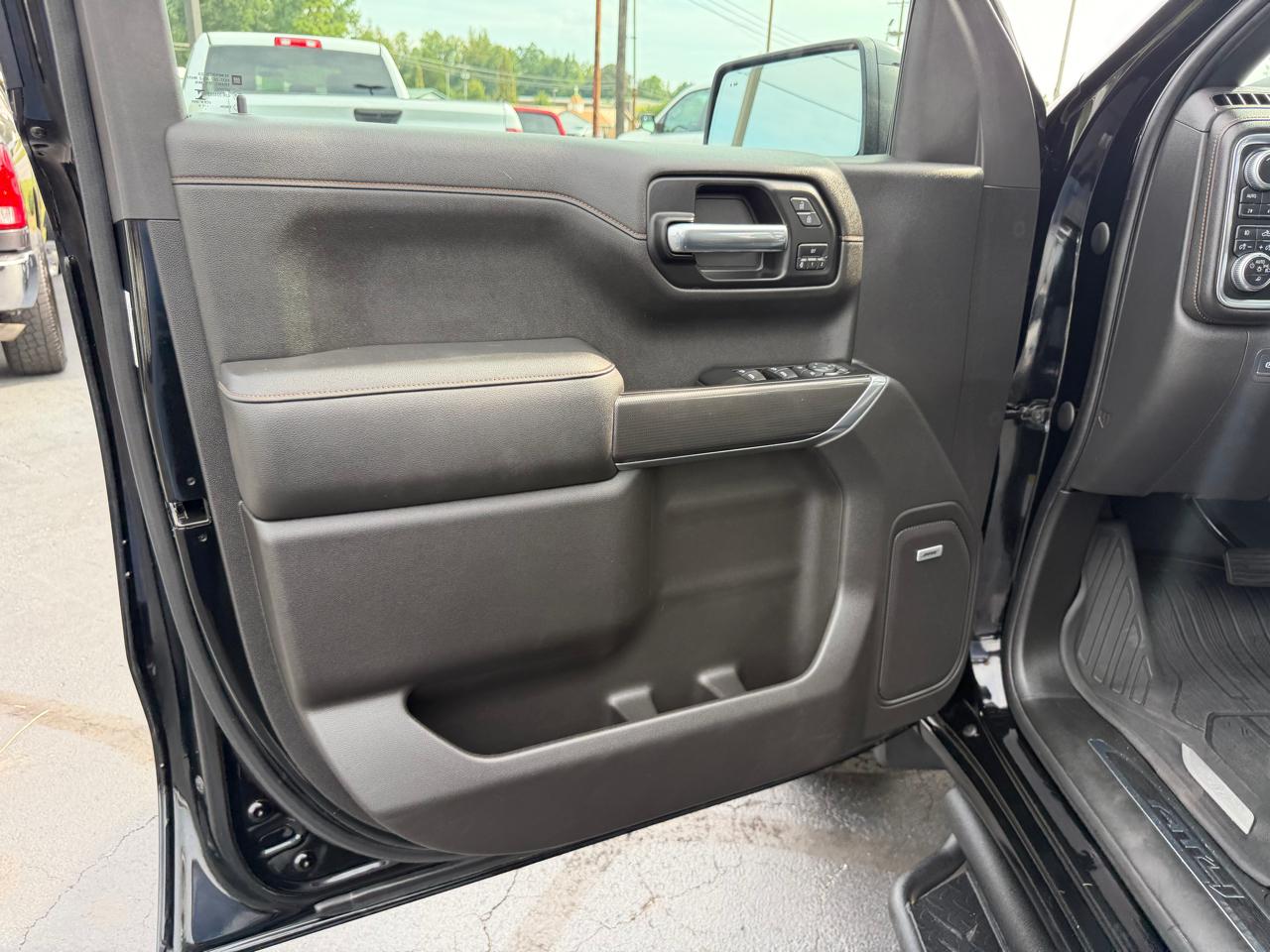 GMC Sierra 1500 AT4 Crew Cab 4WD 2019