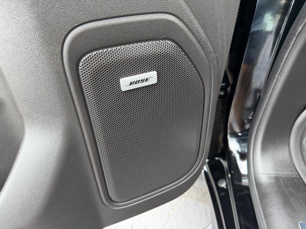 GMC Sierra 1500 AT4 Crew Cab 4WD 2019