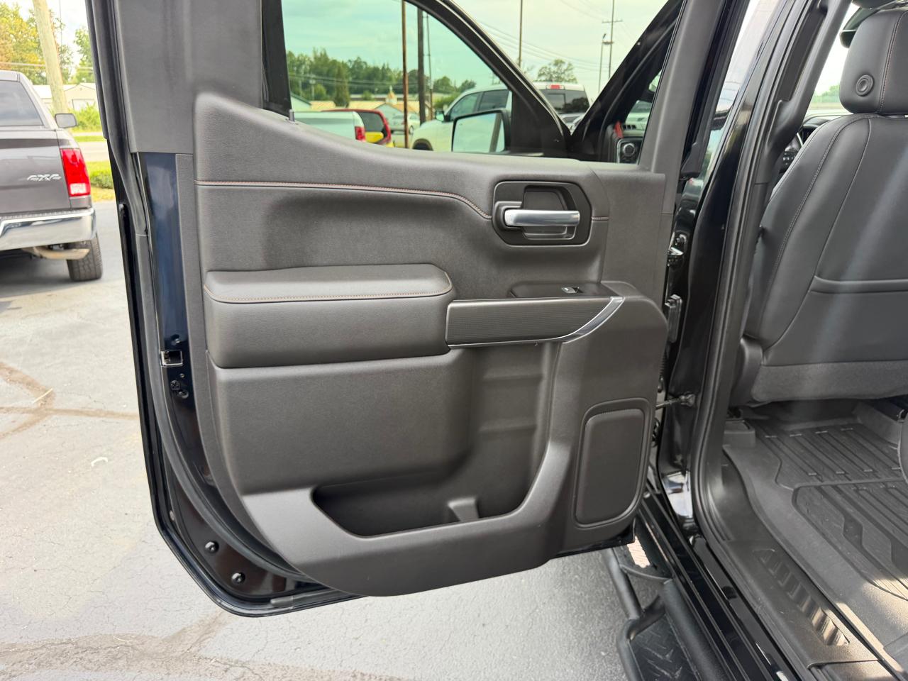 GMC Sierra 1500 AT4 Crew Cab 4WD 2019