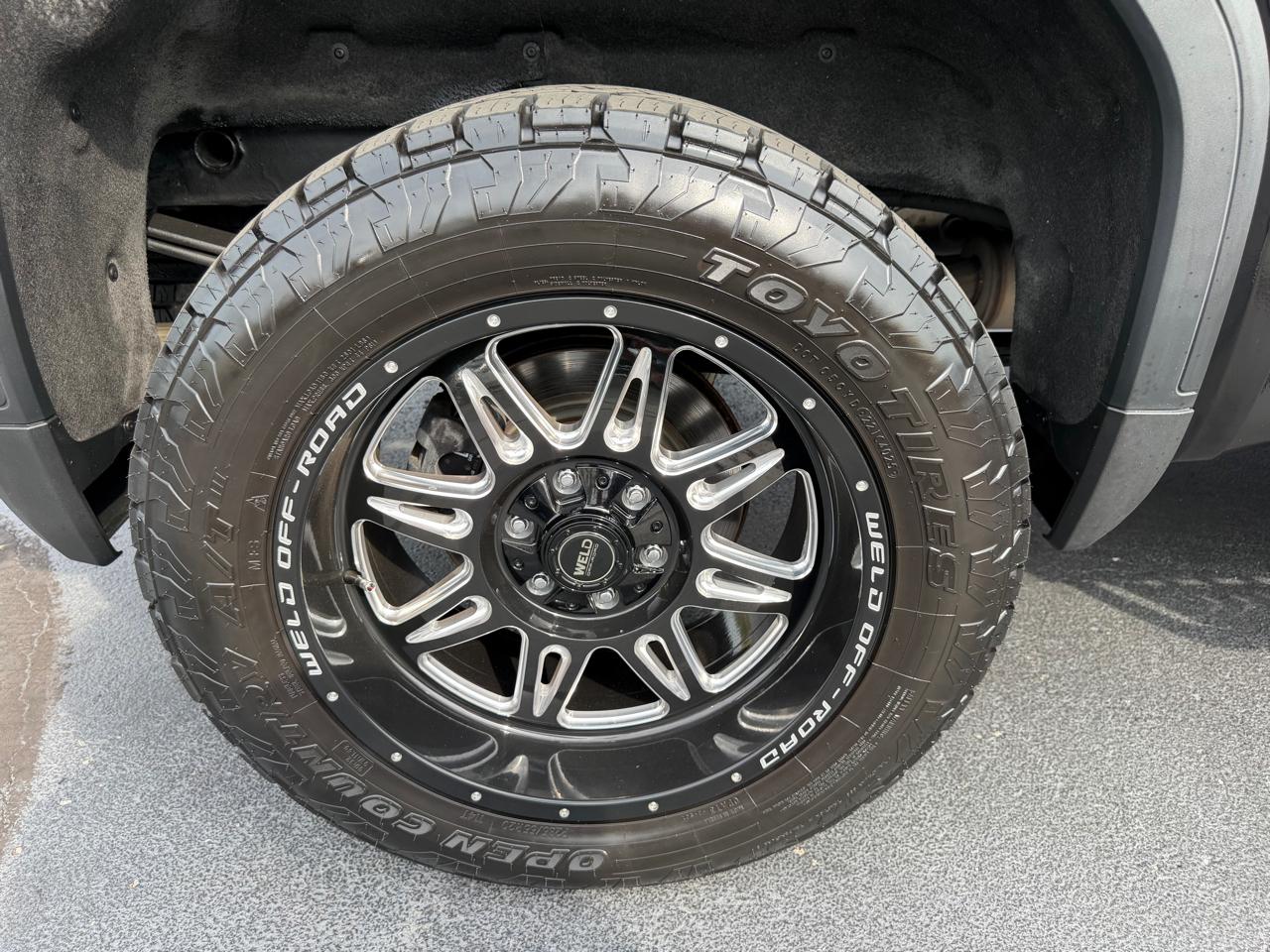 GMC Sierra 1500 AT4 Crew Cab 4WD 2019