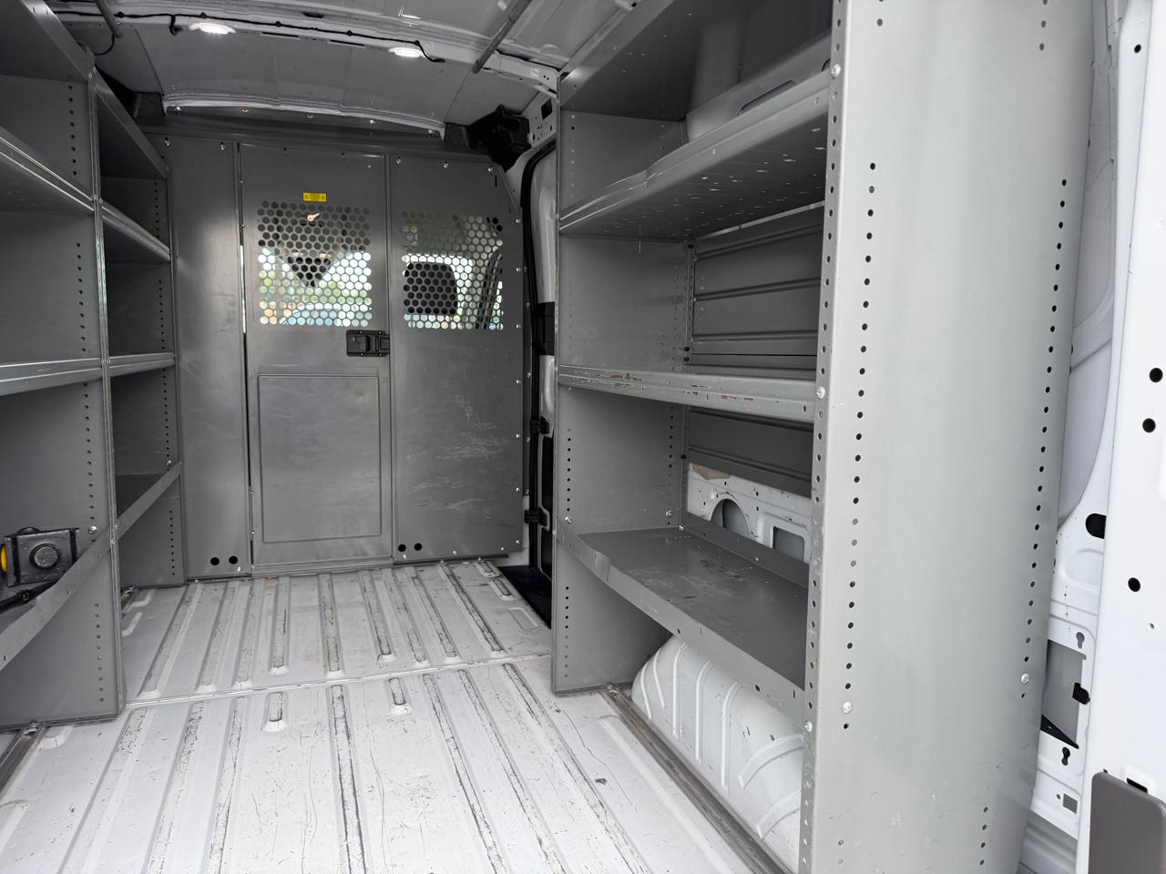 Ford Transit Cargo Van T-250 130" Med Rf 9070 GVWR RWD 2021