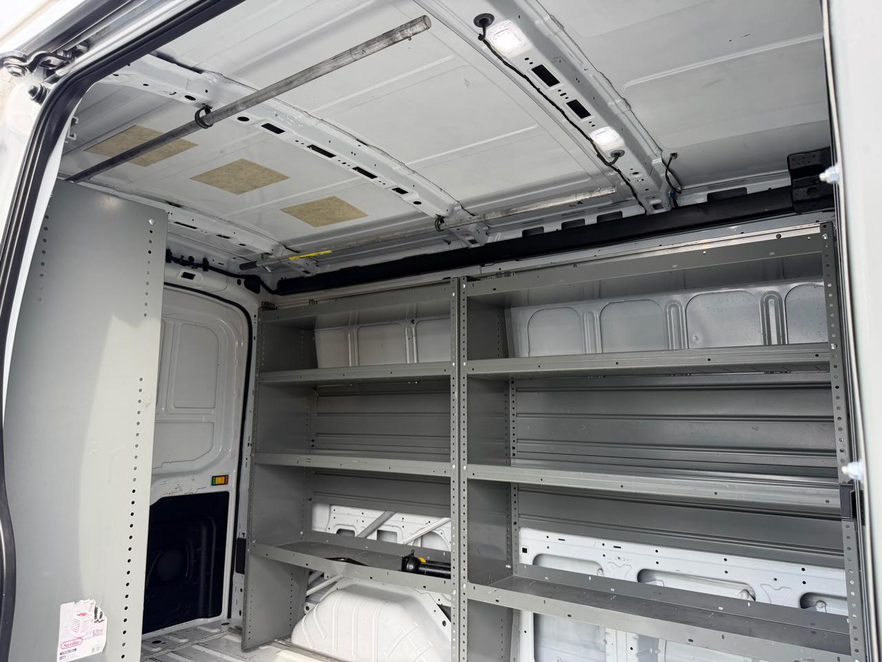 Ford Transit Cargo Van T-250 130" Med Rf 9070 GVWR RWD 2021