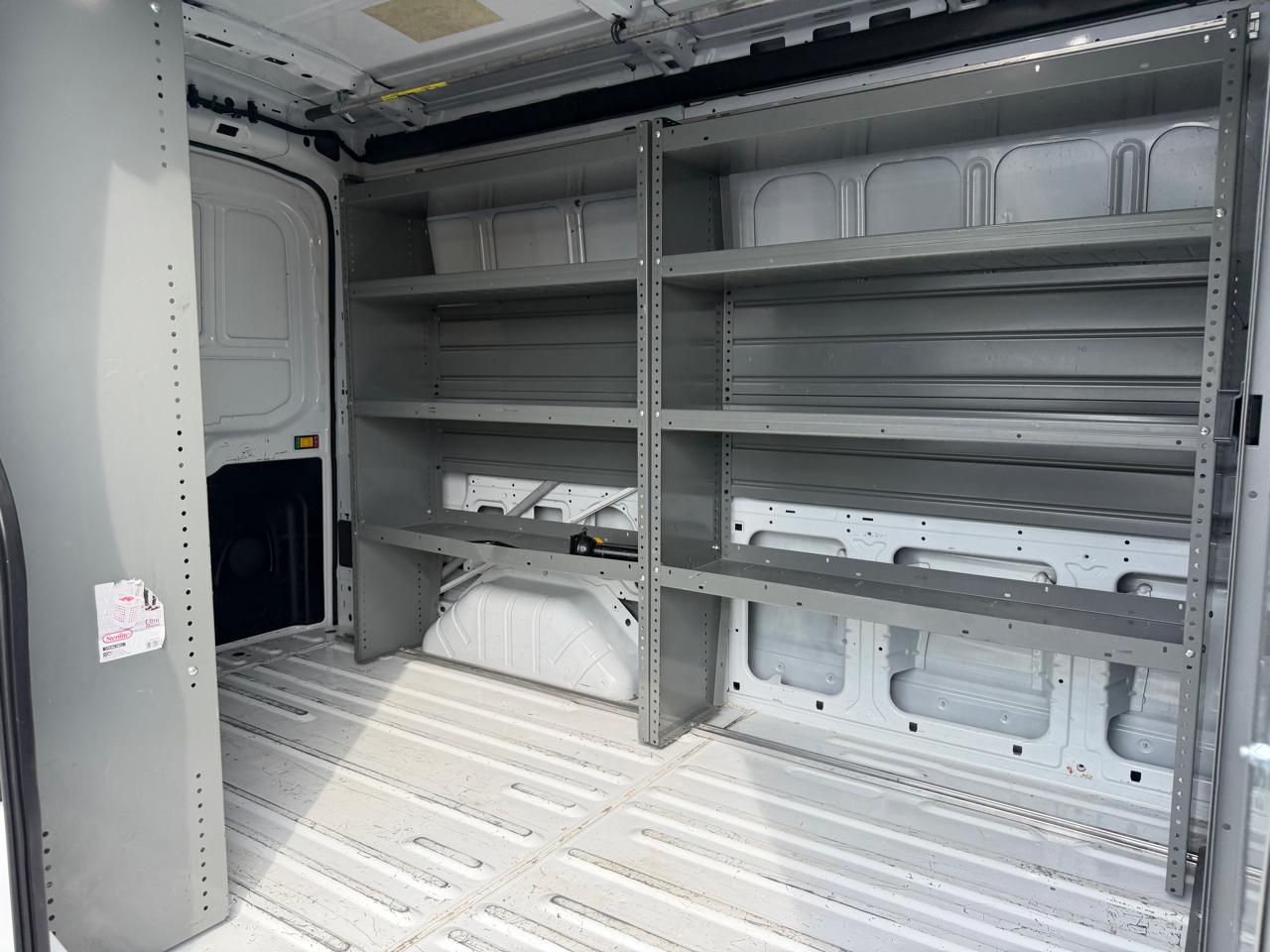 Ford Transit Cargo Van T-250 130" Med Rf 9070 GVWR RWD 2021