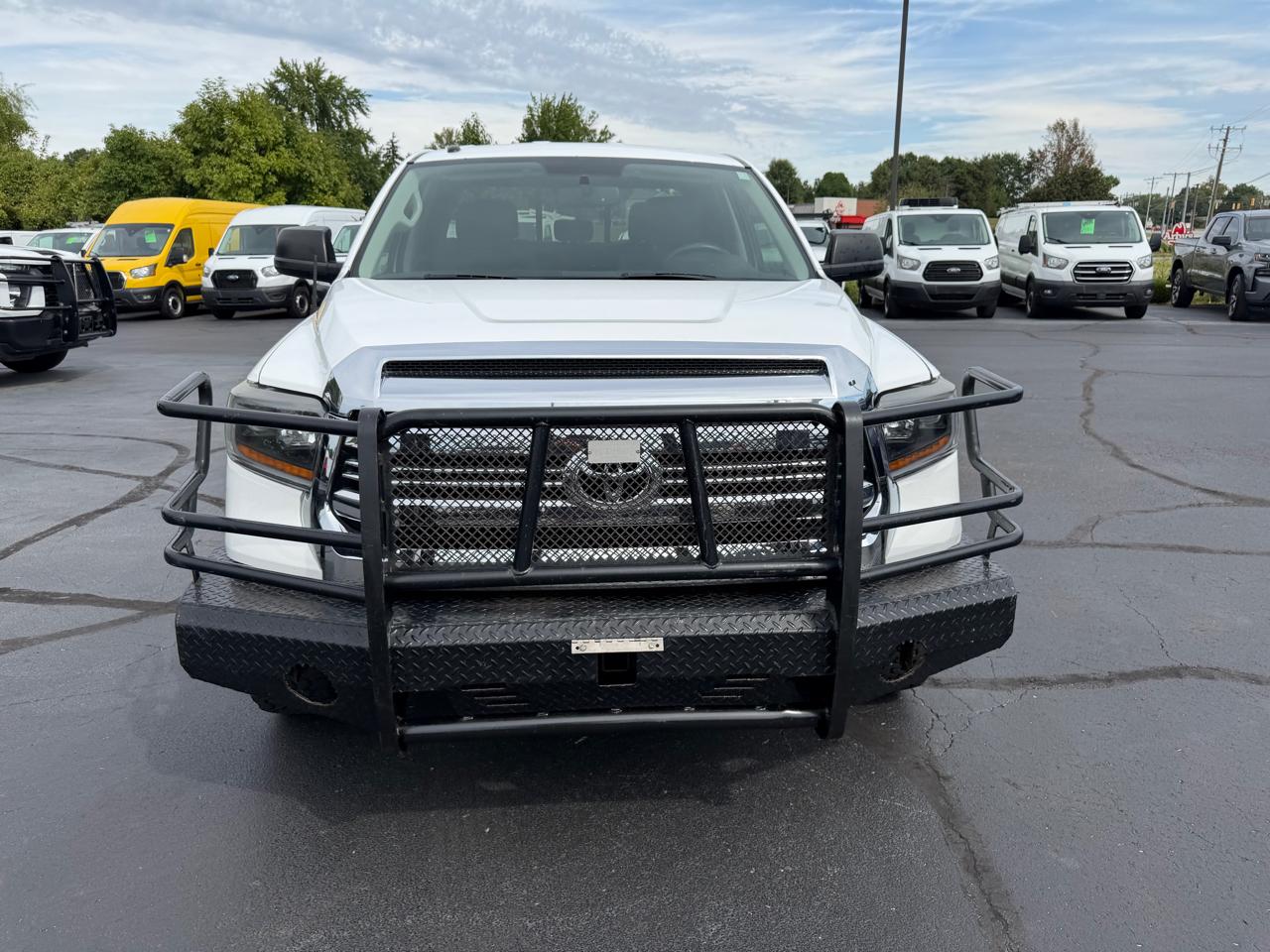 Toyota Tundra 2WD Truck Double Cab 4.6L V8 6-Spd AT SR5 (Natl) 2016