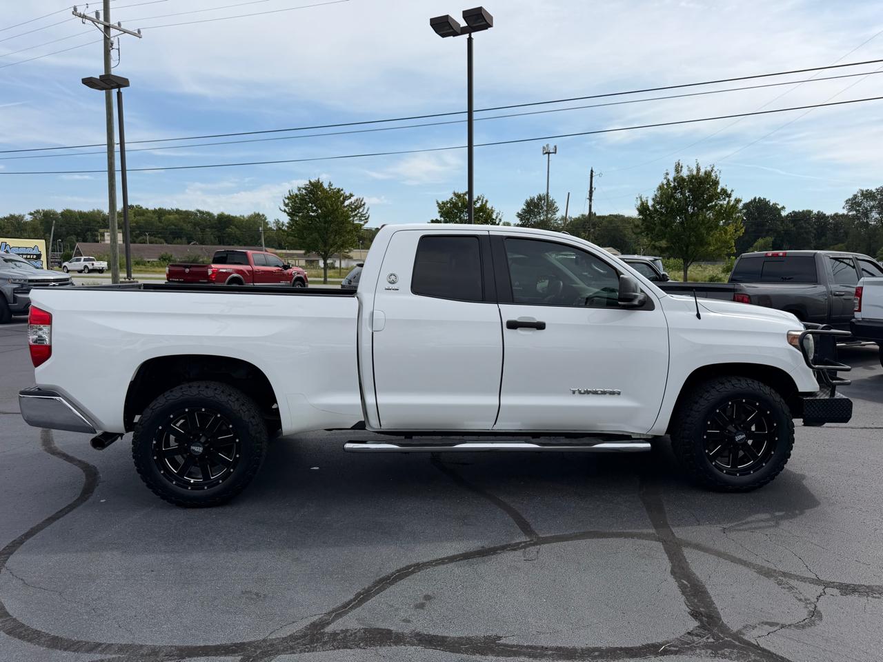 Toyota Tundra 2WD Truck Double Cab 4.6L V8 6-Spd AT SR5 (Natl) 2016