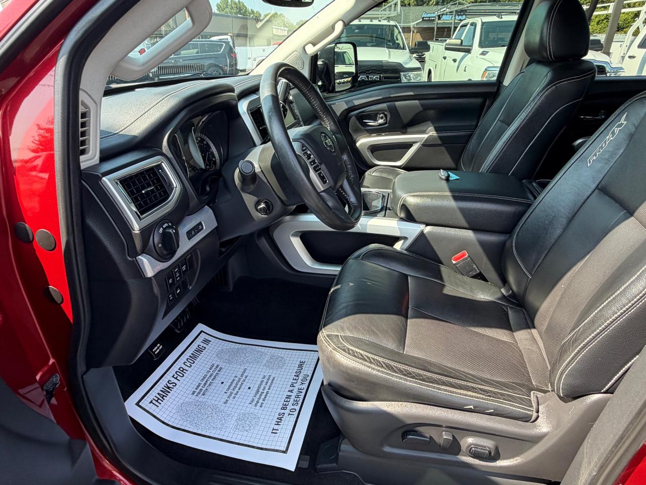Nissan Titan XD 4x4 Gas Crew Cab PRO-4X 2017