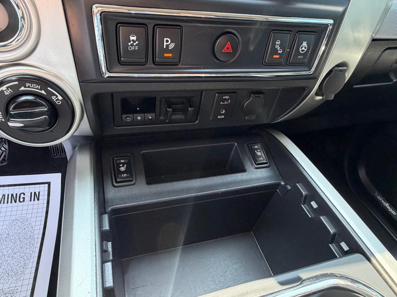 Nissan Titan XD 4x4 Gas Crew Cab PRO-4X 2017
