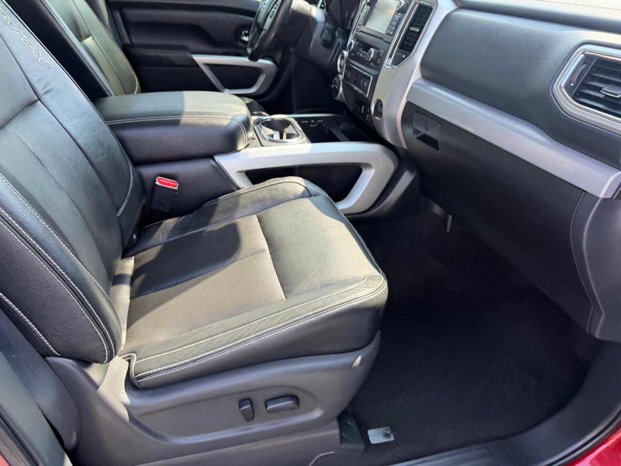 Nissan Titan XD 4x4 Gas Crew Cab PRO-4X 2017