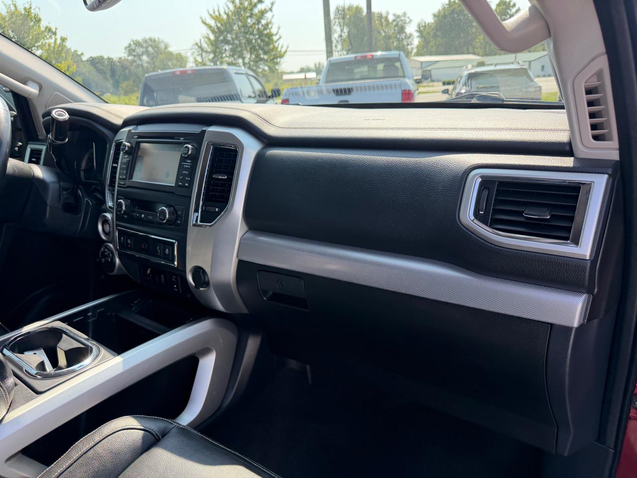 Nissan Titan XD 4x4 Gas Crew Cab PRO-4X 2017