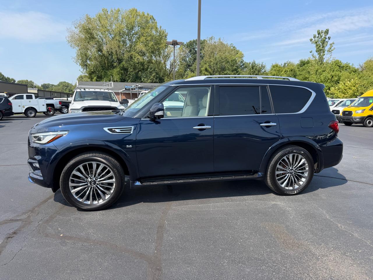Infiniti QX80 LUXE RWD 2019