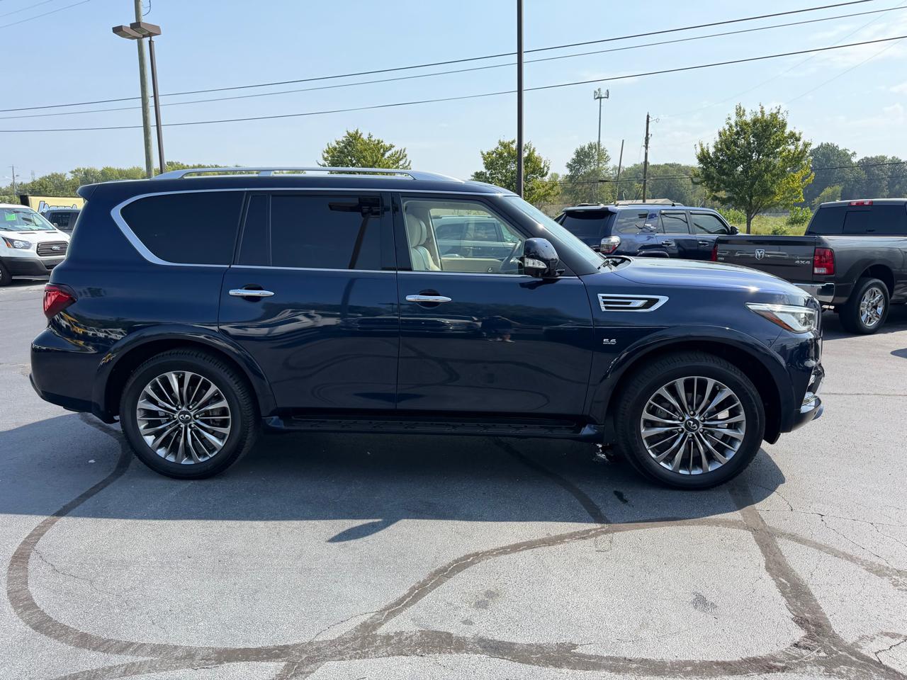 Infiniti QX80 LUXE RWD 2019