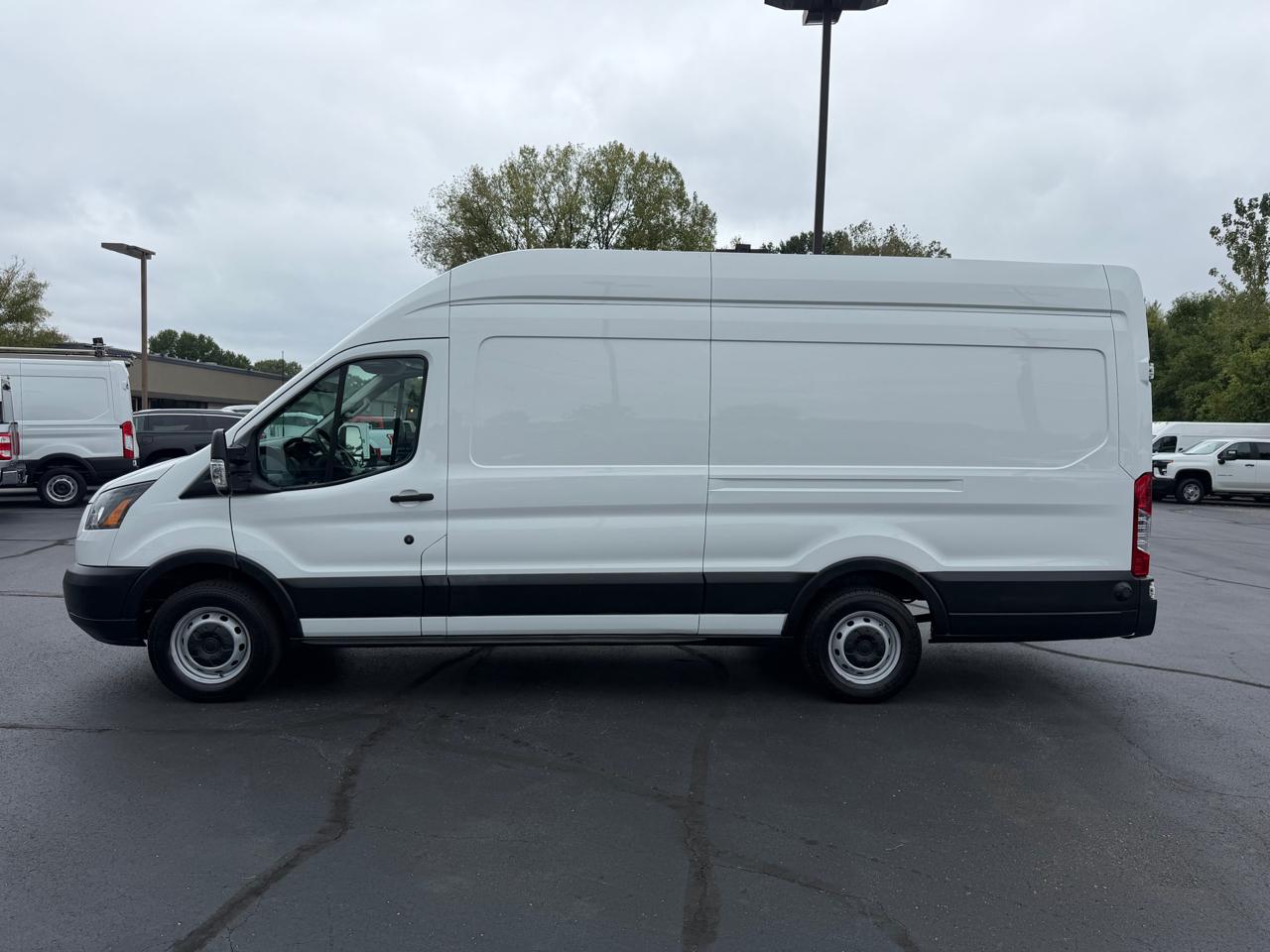Ford Transit Van T-350 148" EL Hi Rf 9500 GVWR Sliding RH Dr 2019