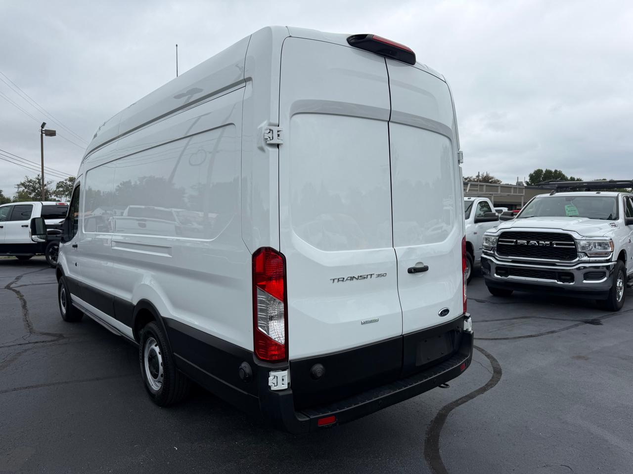 Ford Transit Van T-350 148" EL Hi Rf 9500 GVWR Sliding RH Dr 2019