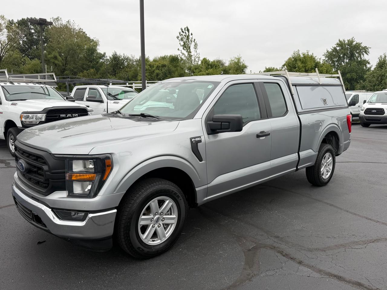 Ford F-150 2WD SuperCab 145" XL 2023