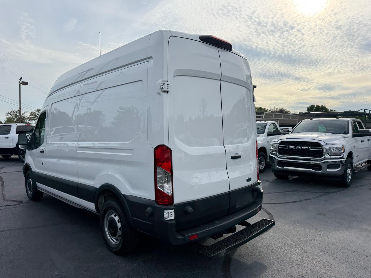 Ford Transit Van T-350 148" Hi Rf 9500 GVWR Sliding RH Dr 2018