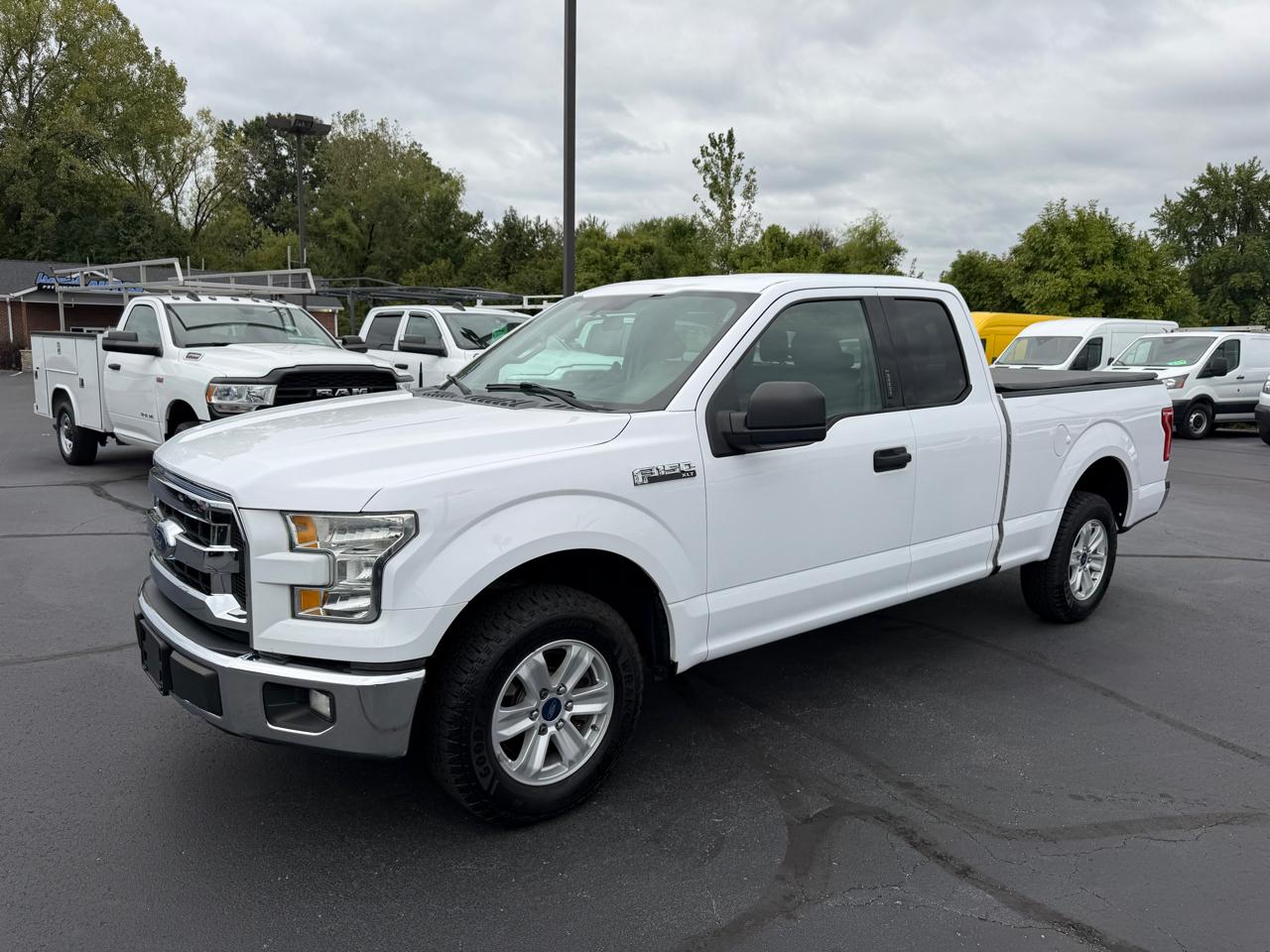 Ford F-150 XLT SuperCab 2WD 2016