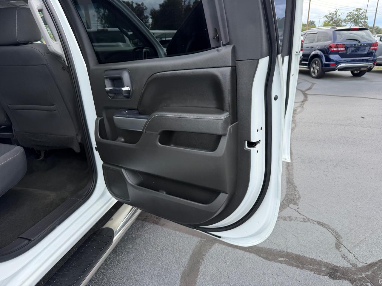 Chevrolet Silverado 1500 LT1 Crew Cab 4WD 2016