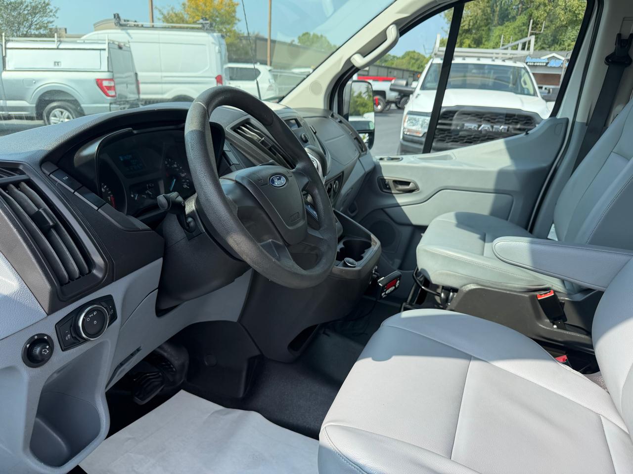 Ford Transit Van T-150 148" Low Rf 8600 GVWR Swing-Out RH Dr 2019