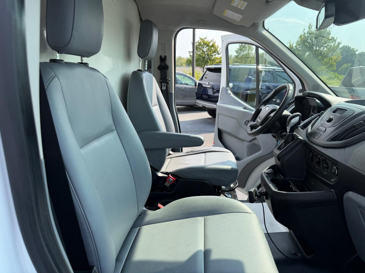 Ford Transit Van T-150 148" Low Rf 8600 GVWR Swing-Out RH Dr 2019
