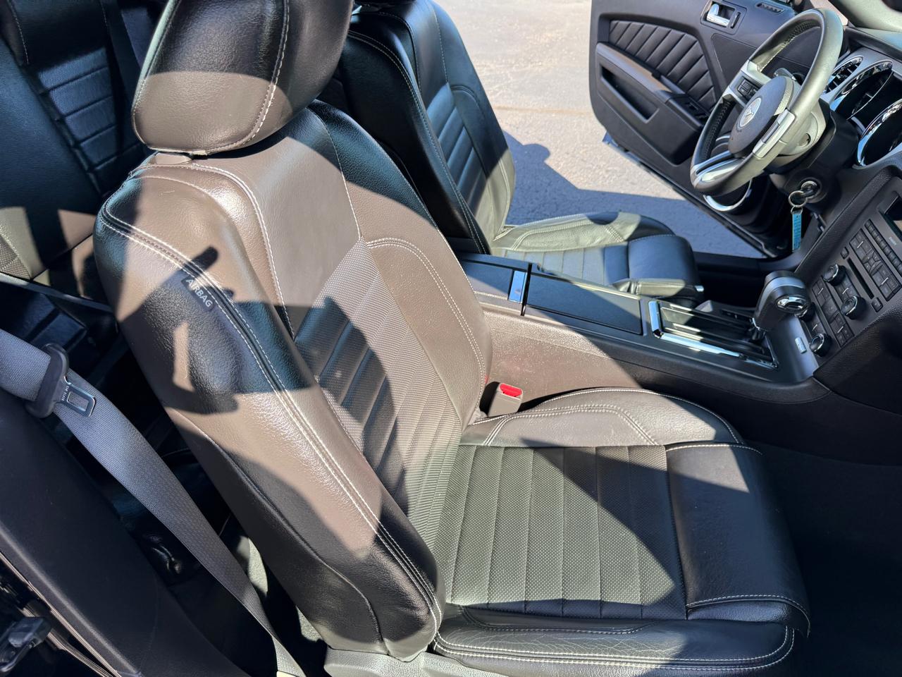 Ford Mustang 2dr Conv GT Premium 2010