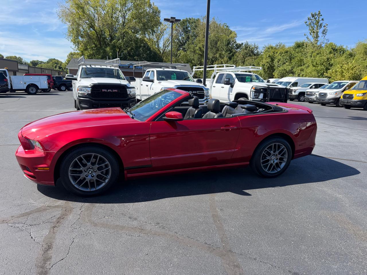 Ford Mustang 2dr Conv Premium 2013