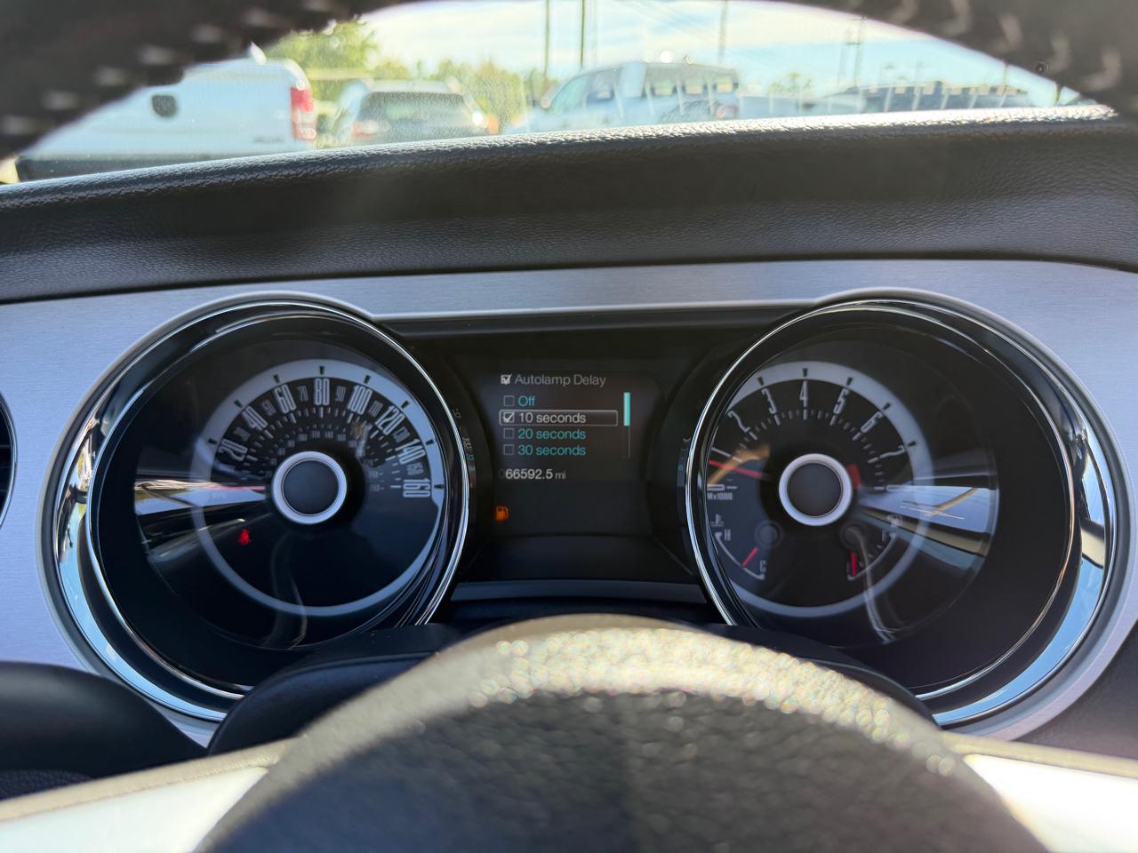 Ford Mustang 2dr Conv Premium 2013