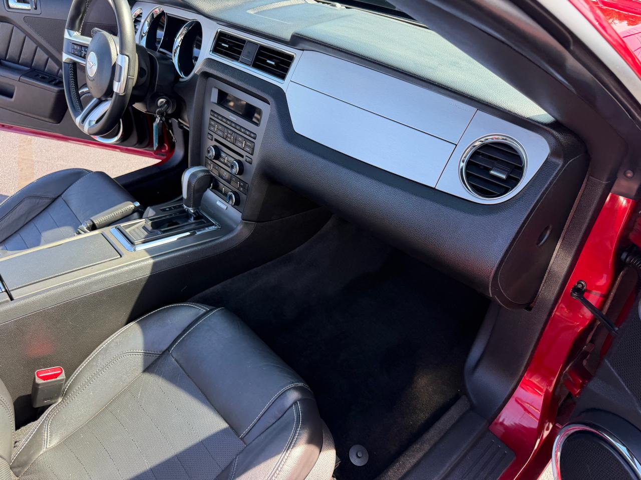 Ford Mustang 2dr Conv Premium 2013