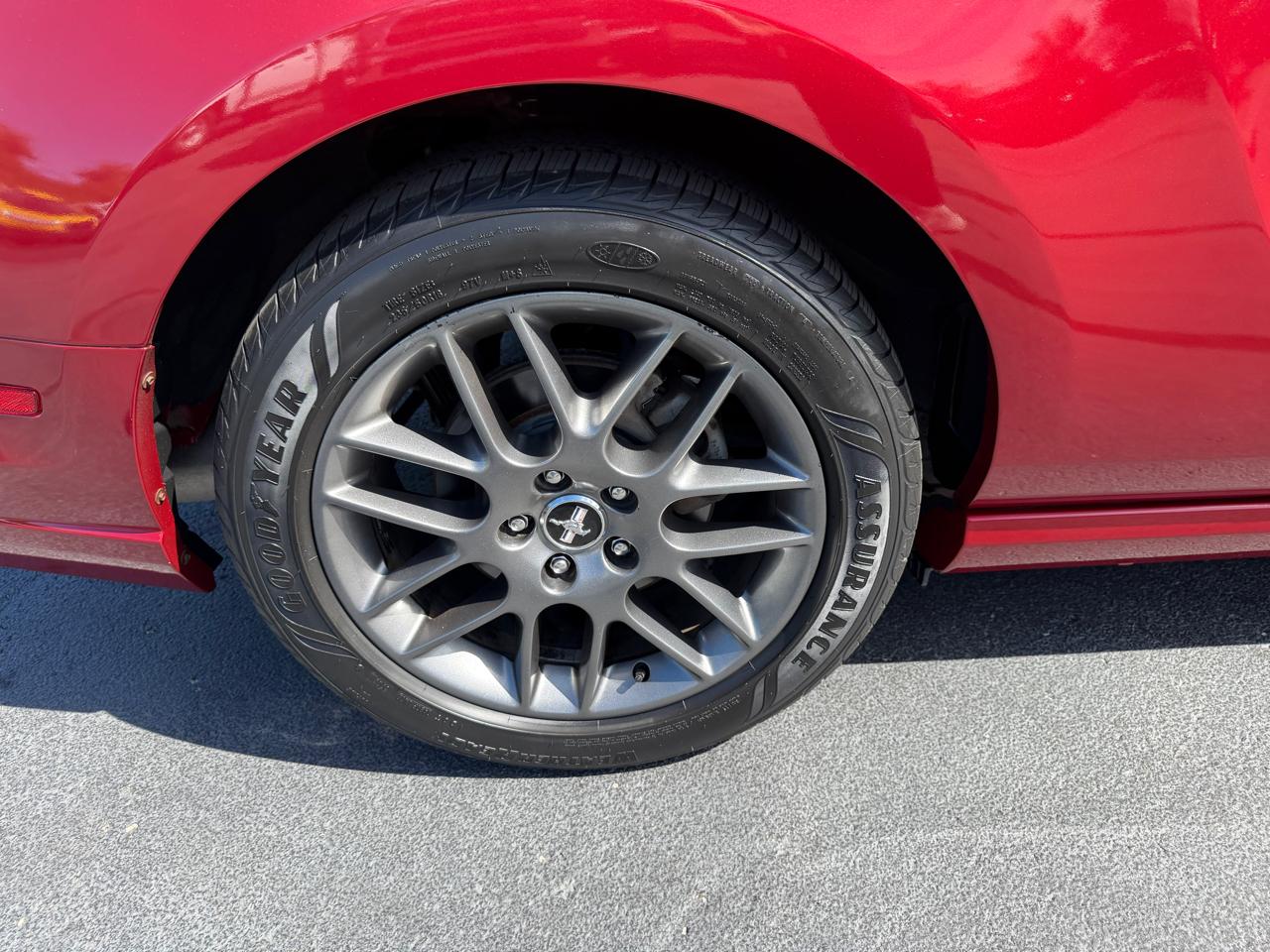 Ford Mustang 2dr Conv Premium 2013