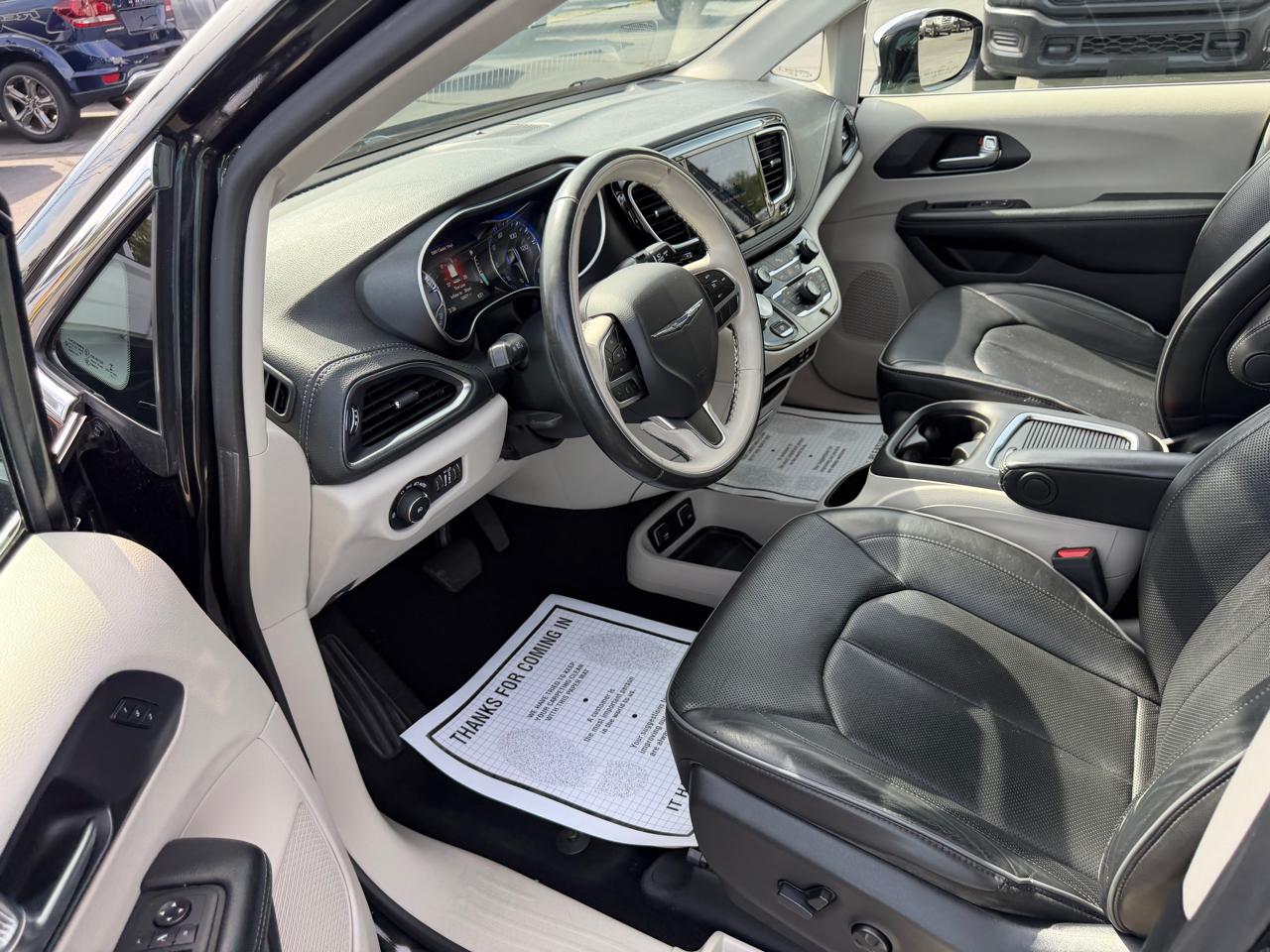 Chrysler Pacifica Limited FWD 2020