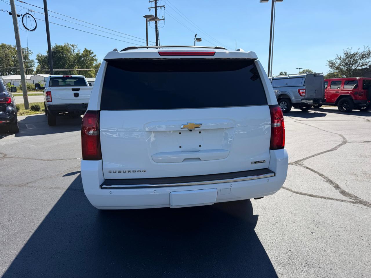 Chevrolet Suburban 4WD 4dr 1500 Premier 2018