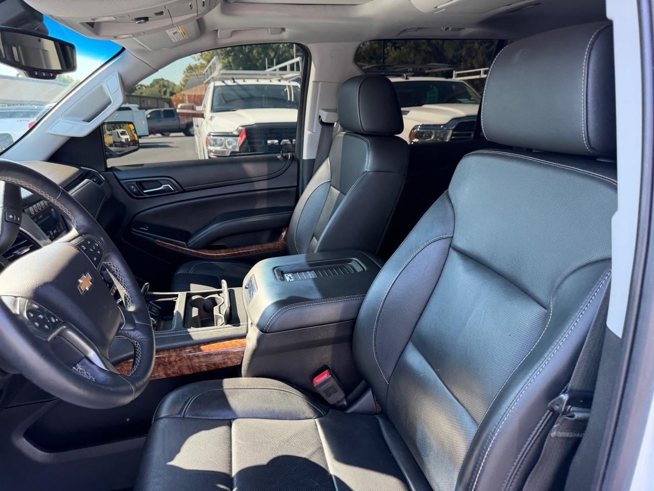Chevrolet Suburban 4WD 4dr 1500 Premier 2018