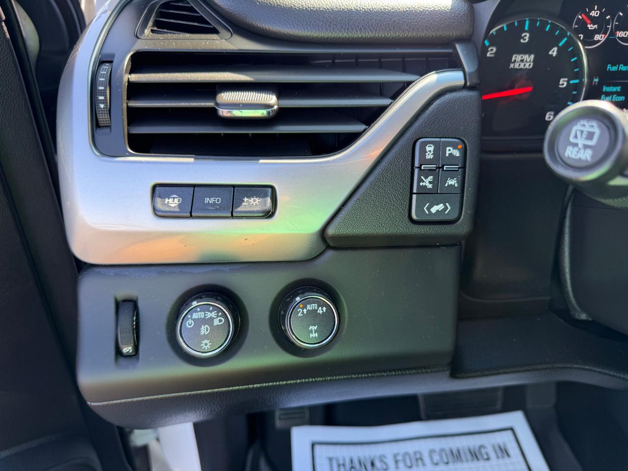 Chevrolet Suburban 4WD 4dr 1500 Premier 2018