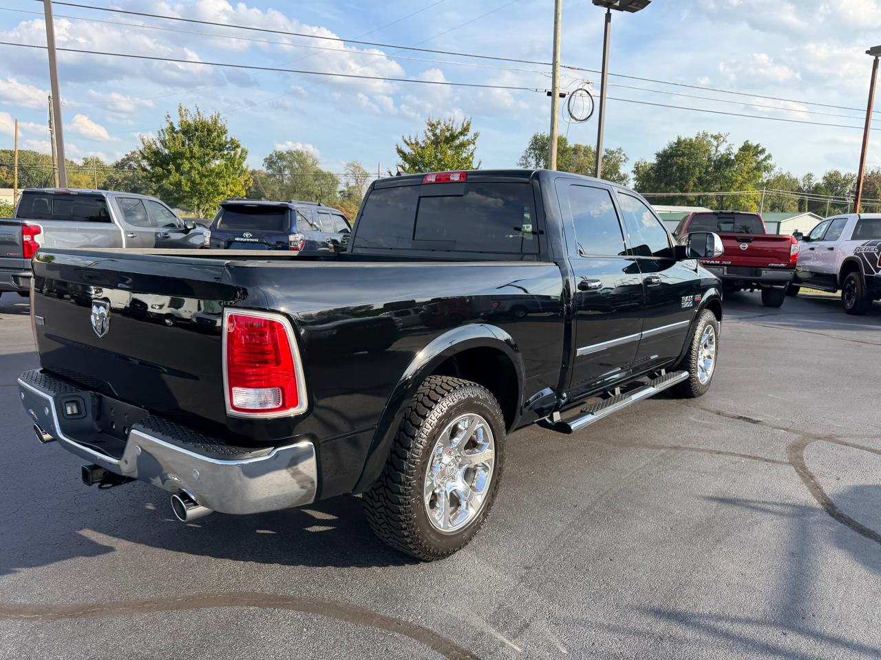 RAM 1500 2WD Crew Cab 149" Laramie 2014
