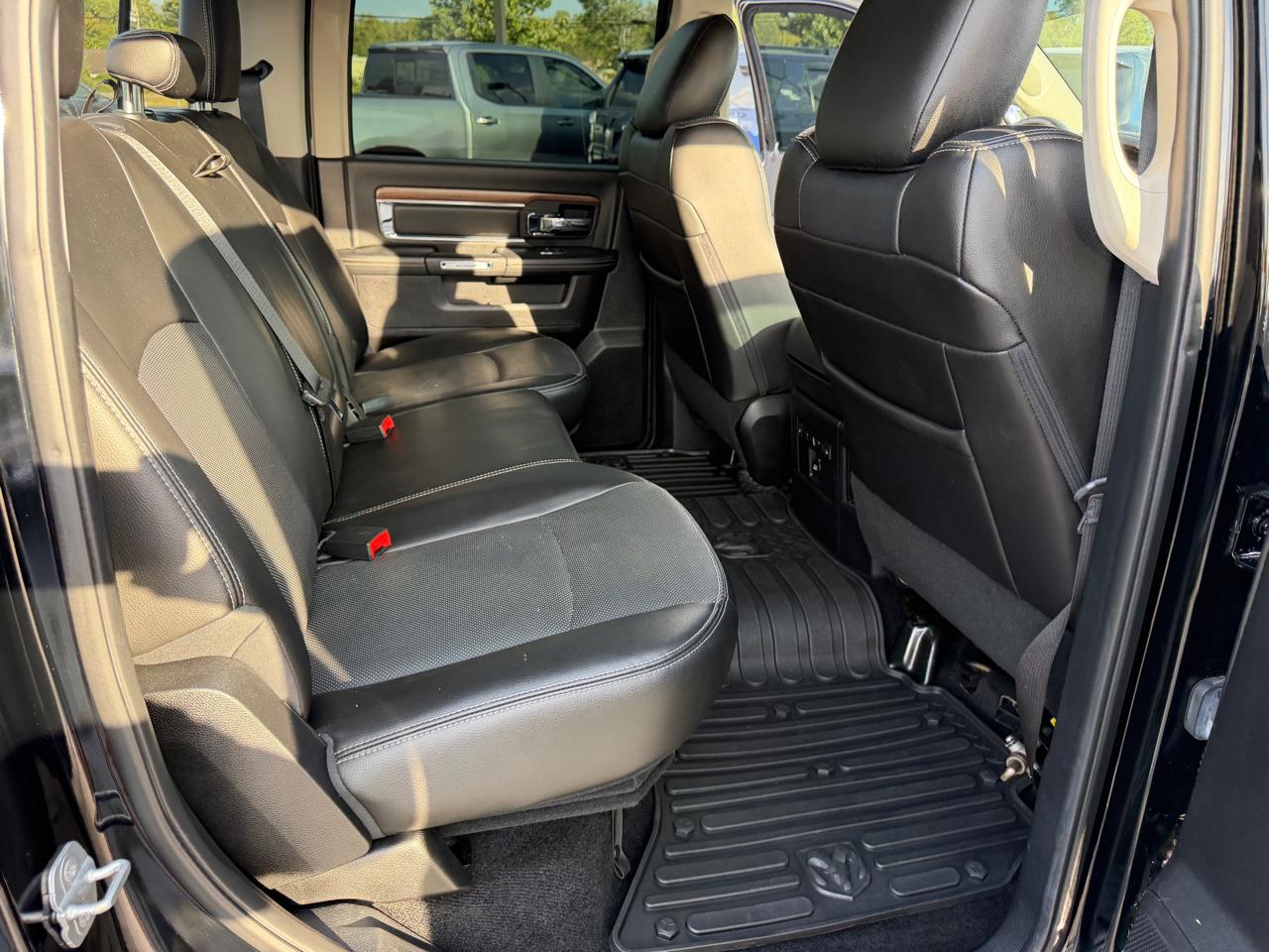 RAM 1500 2WD Crew Cab 149" Laramie 2014