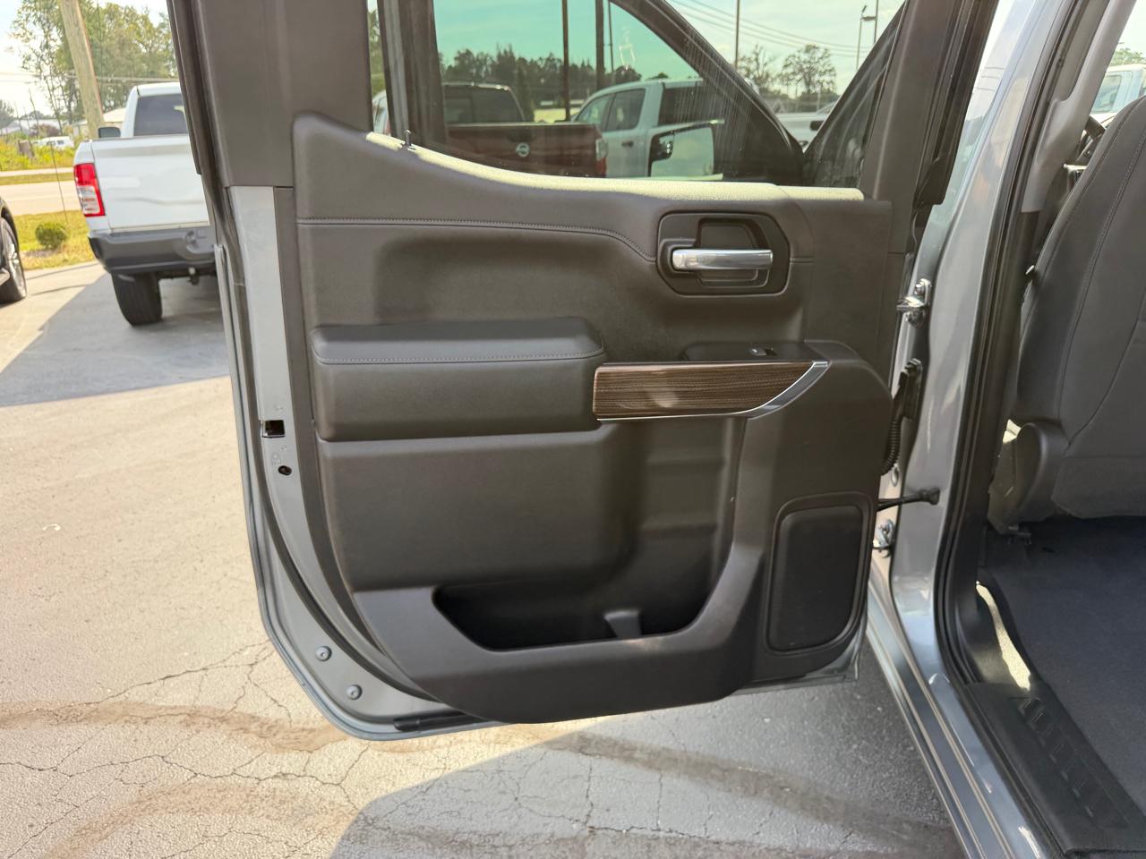 Chevrolet Silverado 1500 2WD Crew Cab 147" RST 2019