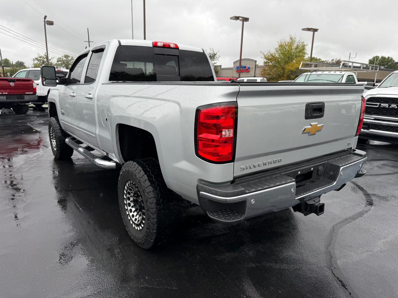 Chevrolet Silverado 2500HD 2WD Double Cab 144.2" LT 2017