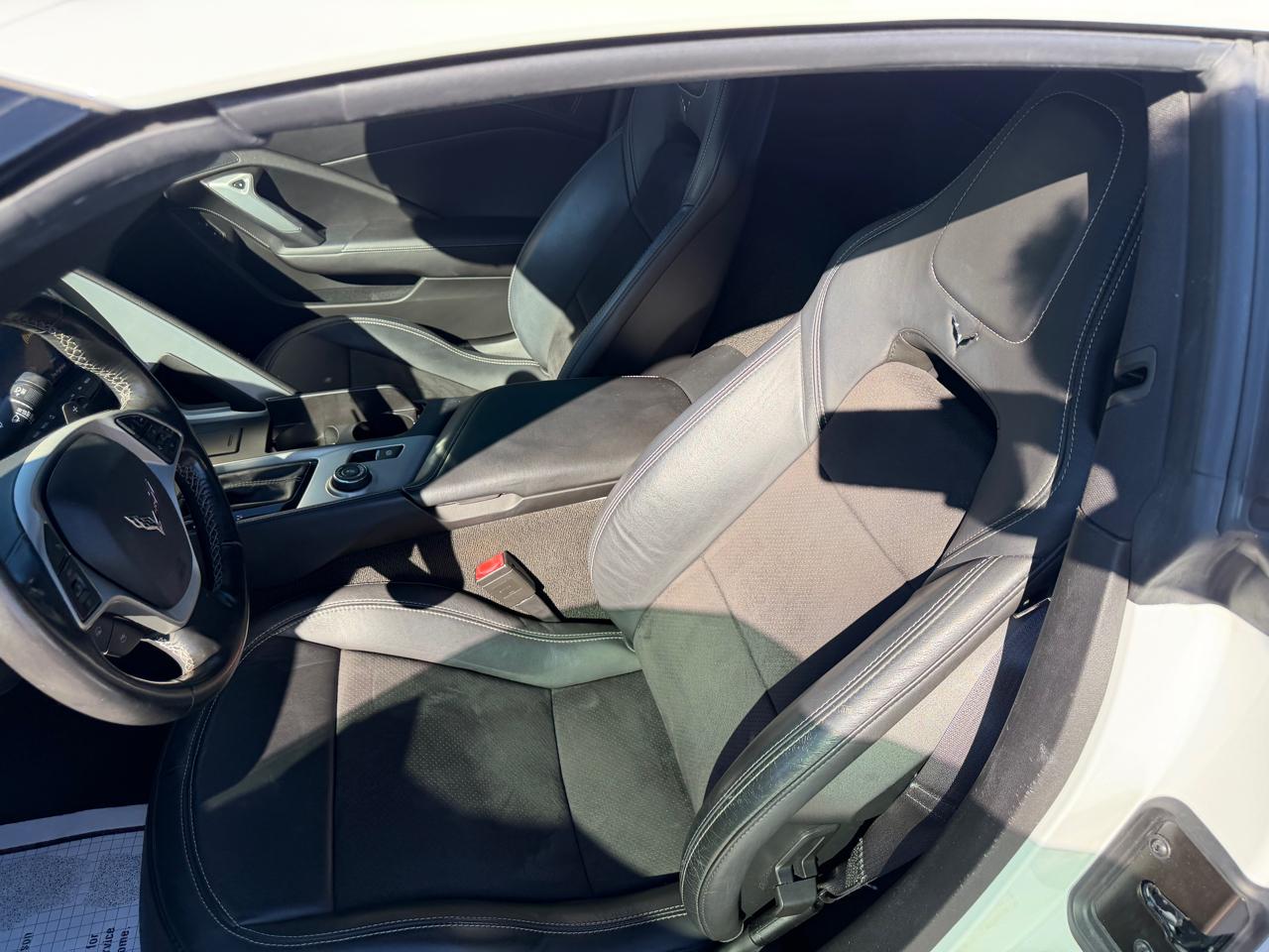 Chevrolet Corvette 2dr Stingray Z51 Cpe w/3LT 2015